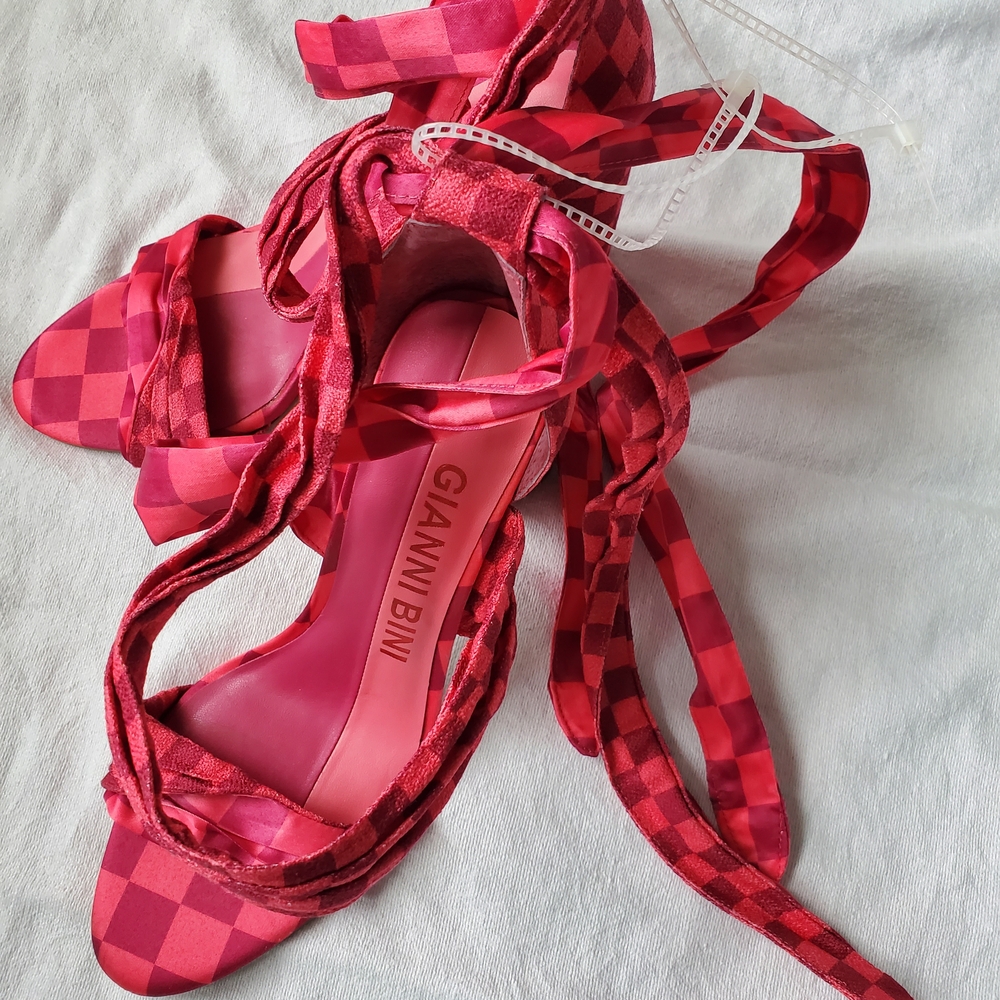 Gianni Bini Checkered Red Heels